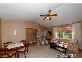 28 Justin Drive - Photo 6