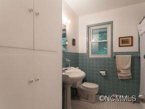 470 Lakey Gap Rd - Photo 14