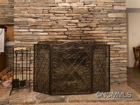 470 Lakey Gap Rd - Photo 18