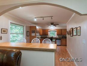 470 Lakey Gap Rd - Photo 6