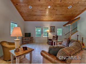 31 SKIPPING STONE WAY - Photo 6