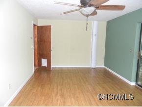 354 SUMMIT DRIVE - Photo 11