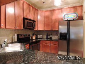 9 KENILWORTH KNOLLS U-201 - Photo 4