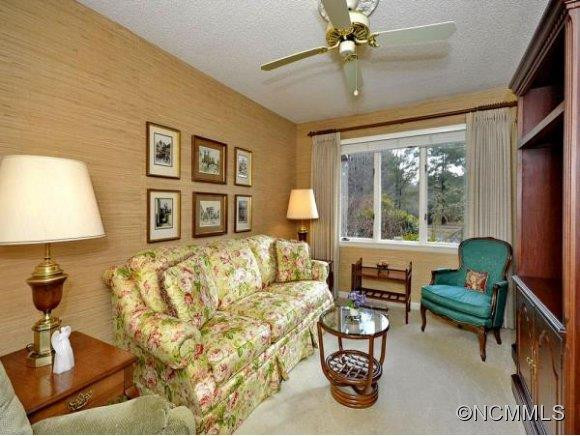 466 Crowfields Drive - Photo 9