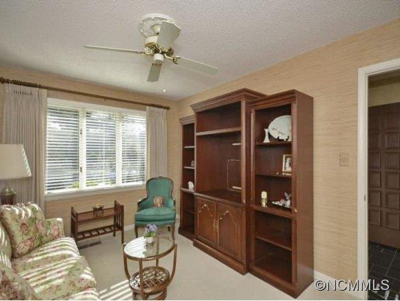 466 Crowfields Drive - Photo 10