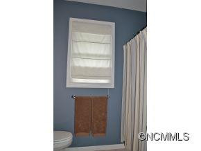 1090 Mackey Creek Road - Photo 17