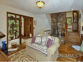 415 COMET DRIVE - Photo 4