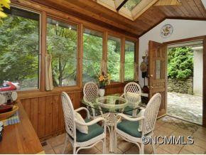 415 COMET DRIVE - Photo 8