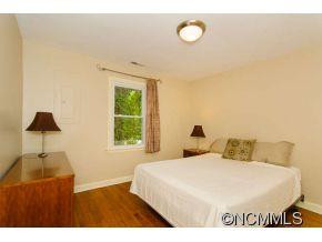 139 Beverly Road - Photo 12