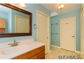 139 Beverly Road - Photo 14