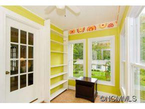 139 Beverly Road - Photo 6
