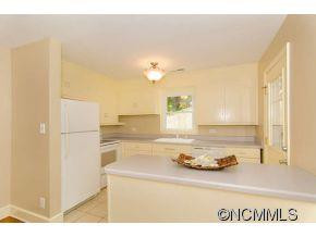 139 Beverly Road - Photo 10