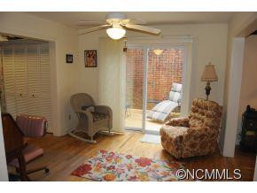 109 Exeter Court - Photo 14