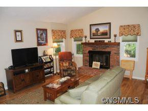 109 Exeter Court - Photo 4