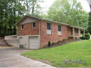 6 Oak Leaf Lane
