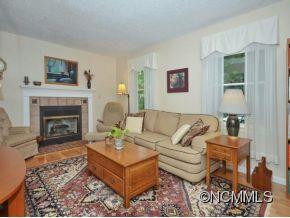 1 SOUTH OAKS CIRCLE - Photo 5