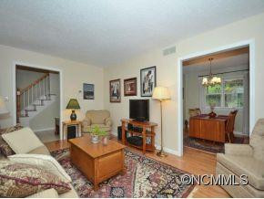 1 SOUTH OAKS CIRCLE - Photo 6