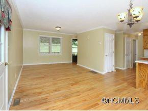 658 CHRISTIAN CREEK RD - Photo 3