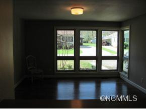 114 Robinson Avenue - Photo 14