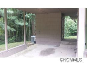 114 Robinson Avenue - Photo 18