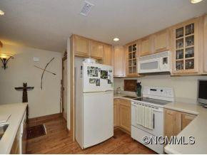 180 CREEKSIDE WAY, E-202 - Photo 7