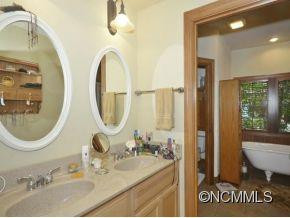 180 CREEKSIDE WAY, E-202 - Photo 9