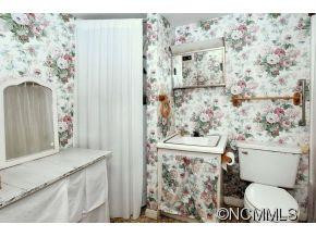 395 West Virginia Terrace - Photo 14