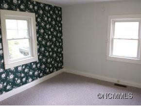 43 Crestfield Ave - Photo 4