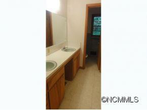2126 WOODRIDGE DRIVE - Photo 8