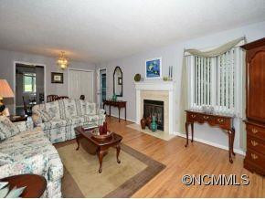 33 SOUTHERN FAIRWAY CT B-2 - Photo 2