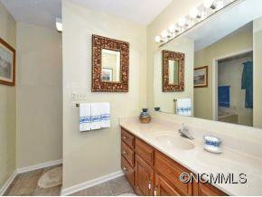 33 SOUTHERN FAIRWAY CT B-2 - Photo 8