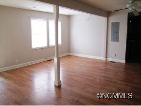 23 Rosebud - Photo 2
