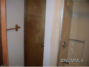 100 Bristol Lane - Photo 5