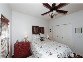 106 Pond Side Court - Photo 16