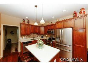 106 Pond Side Court - Photo 7