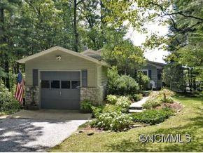 135 RUGBY HOLLOW DRIVE
