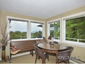 135 RUGBY HOLLOW DRIVE - Photo 2