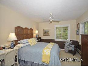 135 RUGBY HOLLOW DRIVE - Photo 11