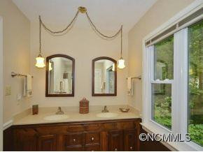 135 RUGBY HOLLOW DRIVE - Photo 12