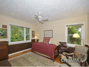 135 RUGBY HOLLOW DRIVE - Photo 9