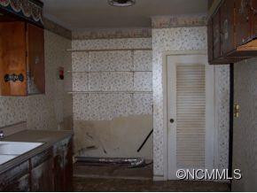 84 English Road - Photo 9