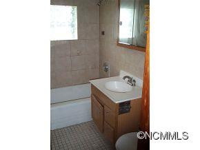 1019 Old US Hwy 70 W - Photo 8