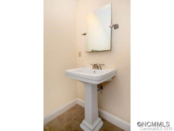 39C Clyde Street - Photo 8