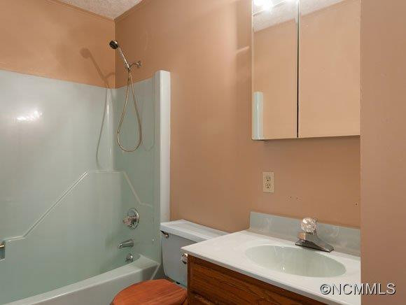 34 Locust Street - Photo 15