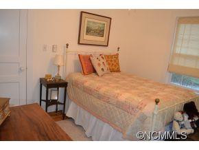 112 Kingsgate Road - Photo 19