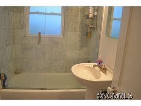 112 Kingsgate Road - Photo 20