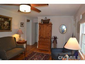 112 Kingsgate Road - Photo 8