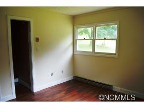 233 Pinnacle Drive - Photo 13