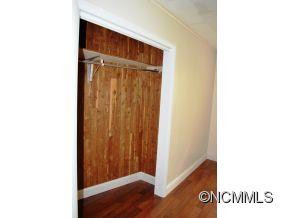 233 Pinnacle Drive - Photo 3