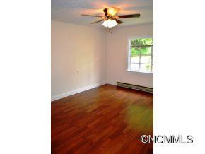 233 Pinnacle Drive - Photo 4